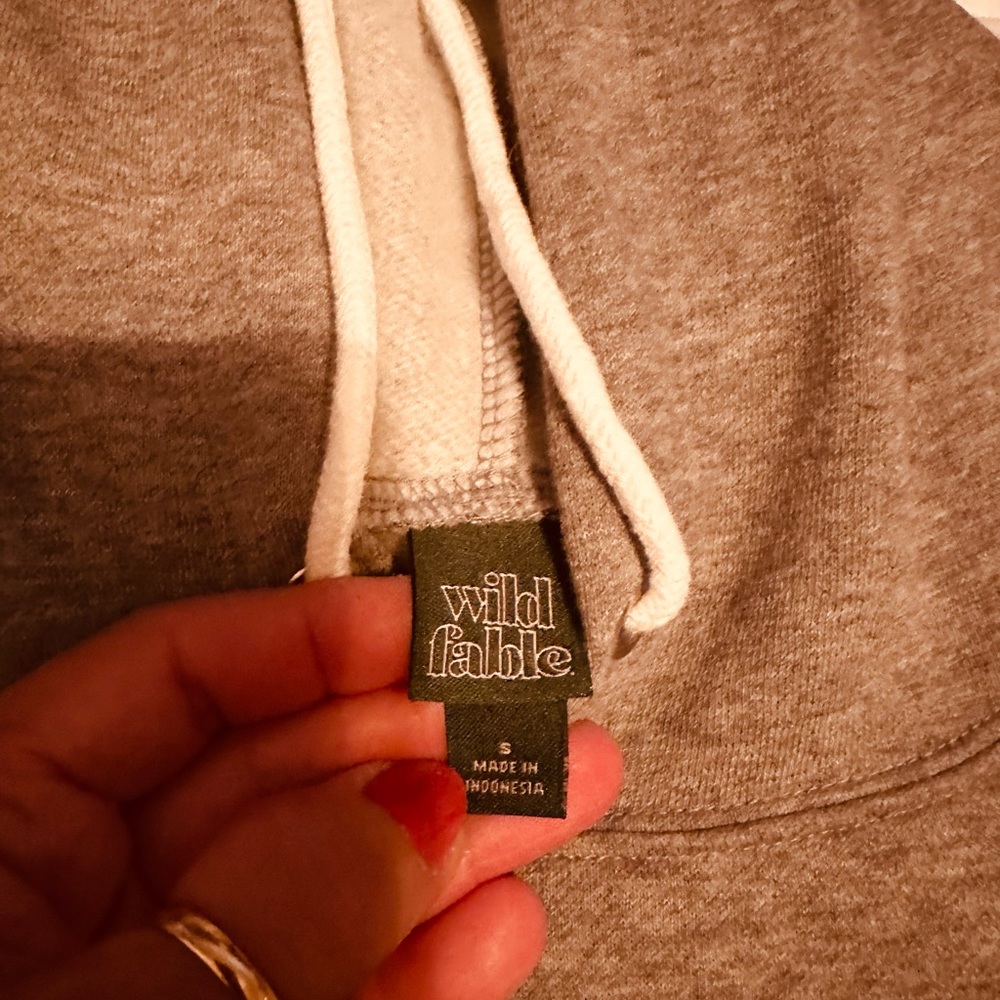 Hoodie Cropped Size Small - Picture 4 of 8